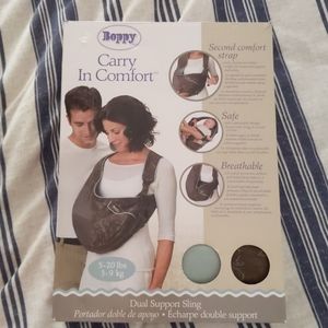 NIB Boppy Carry In Comfort Dual Support Sling